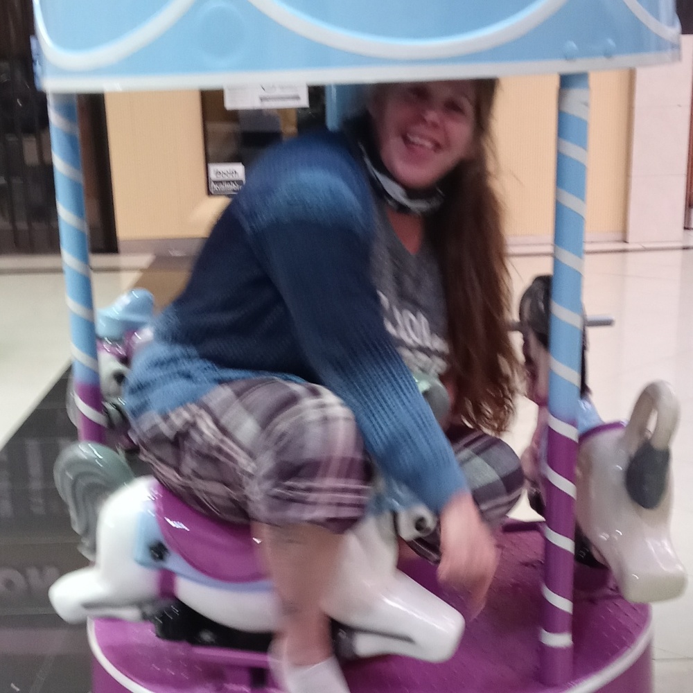 Meet your Posher, Sissy